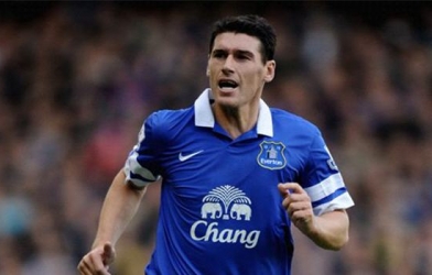 Barry không muốn trở lại Man City